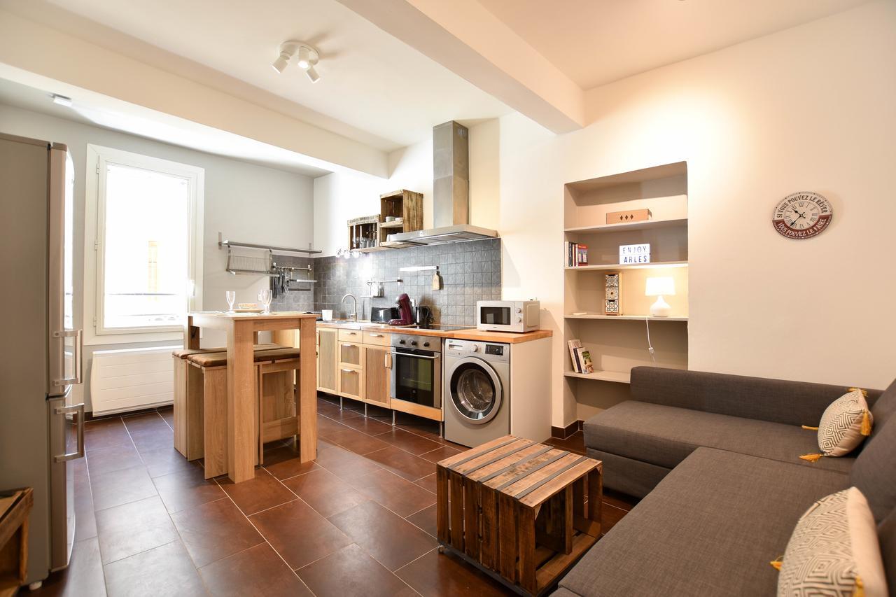 Succes - Tres Beau Duplex- Coeur D'Arles- Climatisation Exterior foto